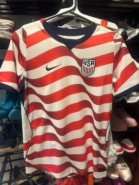 Nike Kids USA Red & White Wavy Soccer Jersey